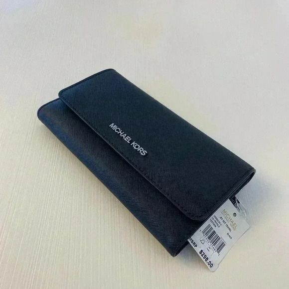 Michael Kors large trifold leather wallet black new - Picture 1 of 6